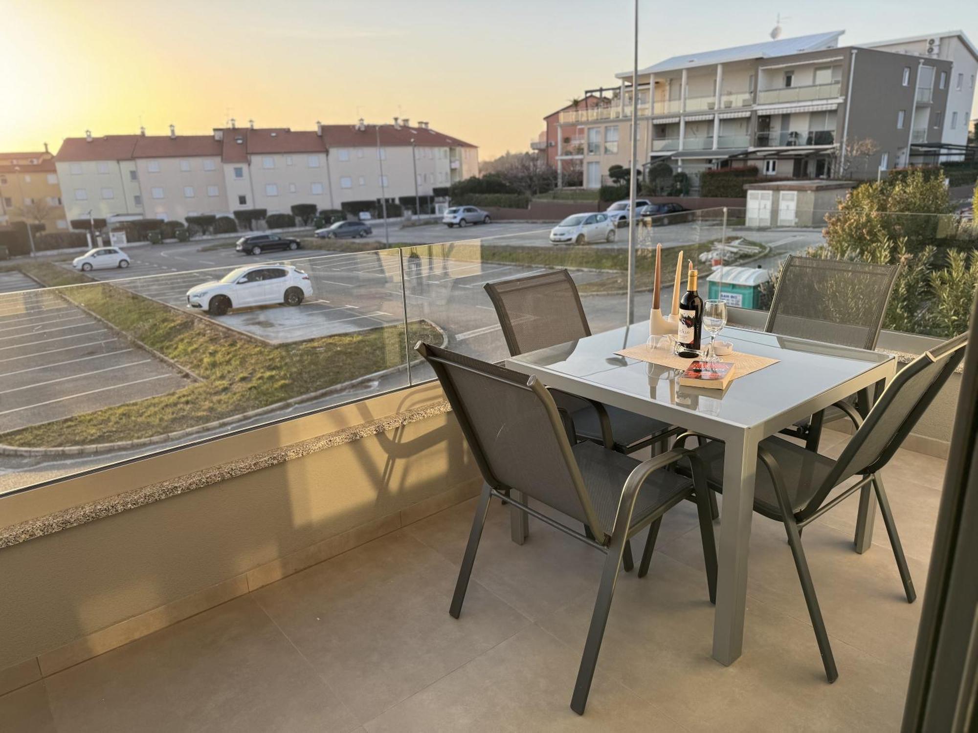 Apartment Frank Zambratija (Istria)